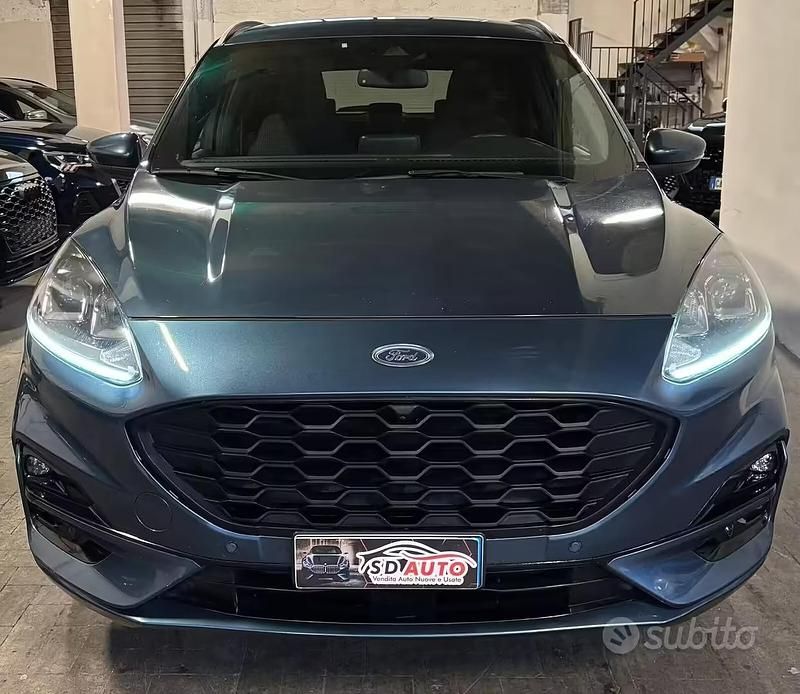 Usata Ford Kuga ST-Line X 120 CV (88 kW) 2021 Blu SUV