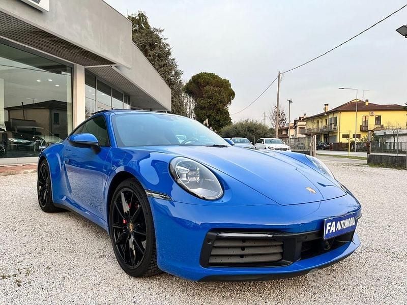 Usata Porsche 911 Carrera 4S 450 CV (330 kW) 2020 Blu Coupé