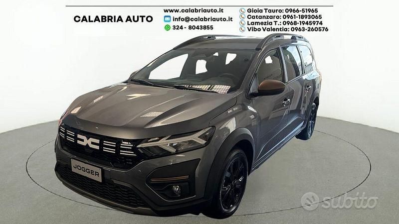 Grigio scuro Nuova 2025 Dacia Jogger Extreme Monovolume | 21.500 € - Immagine 1/4