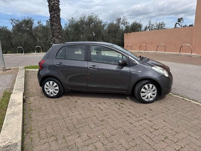 Usata Toyota Yaris 75 CV (55 kW) 2008 Utilitaria