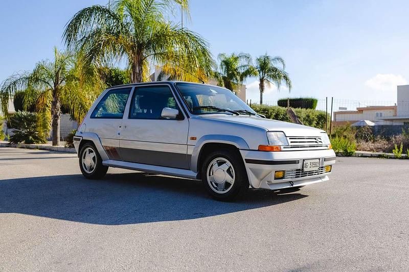 Usata Renault R5 GT 120 CV (88 kW) 1988 Argento Utilitaria
