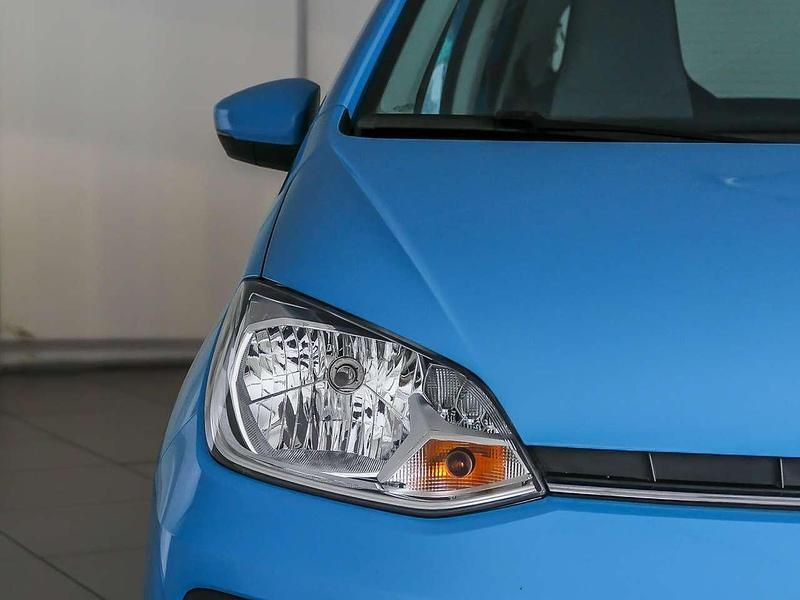 Usata VW up! move up! 65 CV (47 kW) 2023 Teal blue Utilitaria