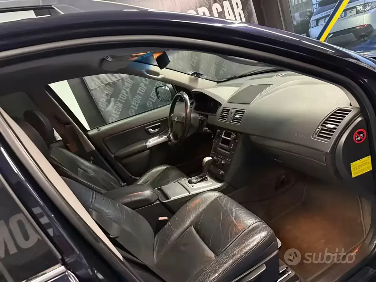 Usata Volvo XC90 163 CV (119 kW) 2005 Nero SUV