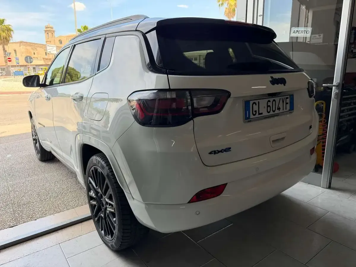 Usata Jeep Compass 179 CV (131 kW) 2022 Bianco SUV
