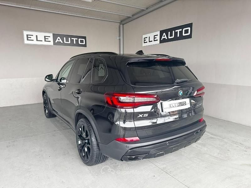 Usata BMW X5 xLine 286 CV (210 kW) 2021 Nero SUV