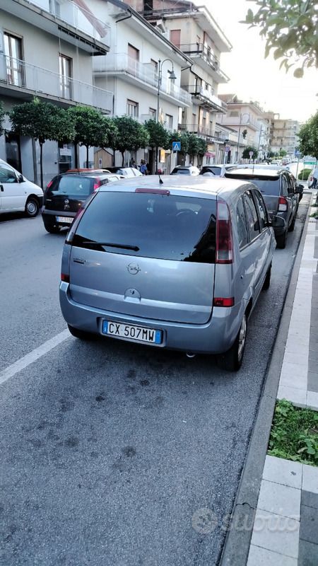 Usata Opel Meriva 2005 Grigio Monovolume