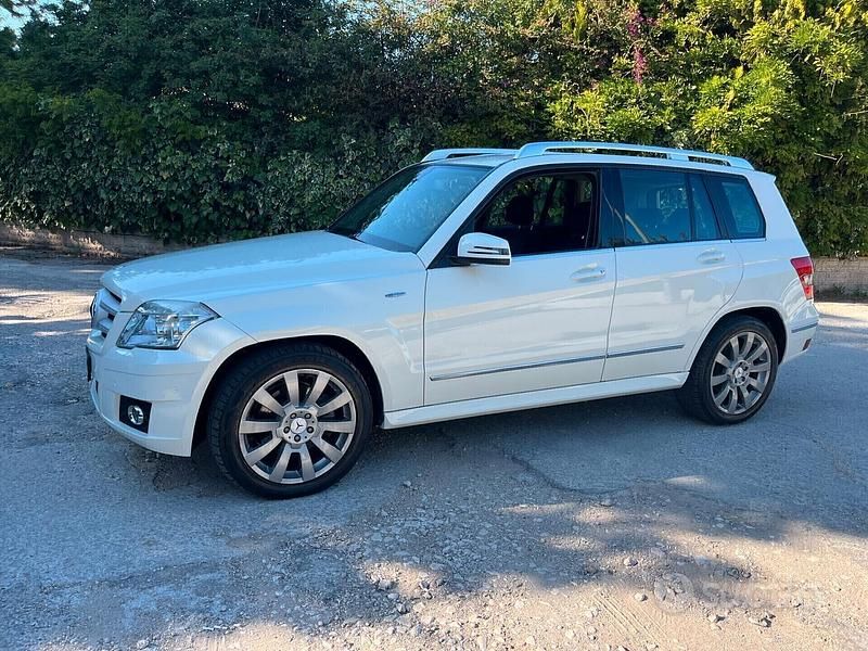 Usata Mercedes GLK220 169 CV (124 kW) 2011 Bianco SUV