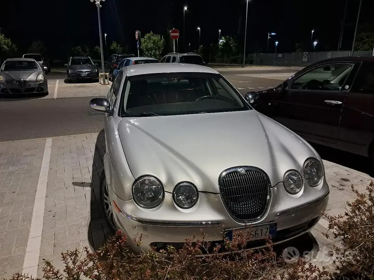 Usata Jaguar S-Type 200 CV (147 kW) 2004 Berlina