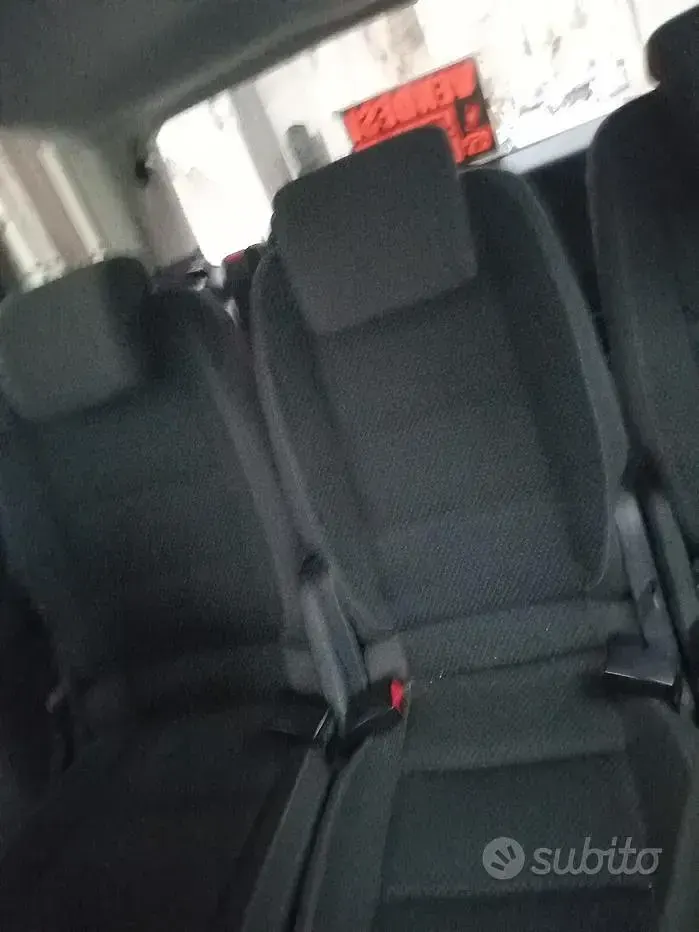 Usata VW Touran 102 CV (75 kW) 2014 Grigio Monovolume