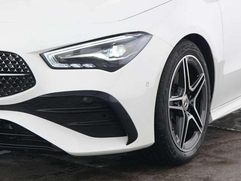Usata Mercedes CLA200 Premium 163 CV (119 kW) 2024 Bianco Station wagon