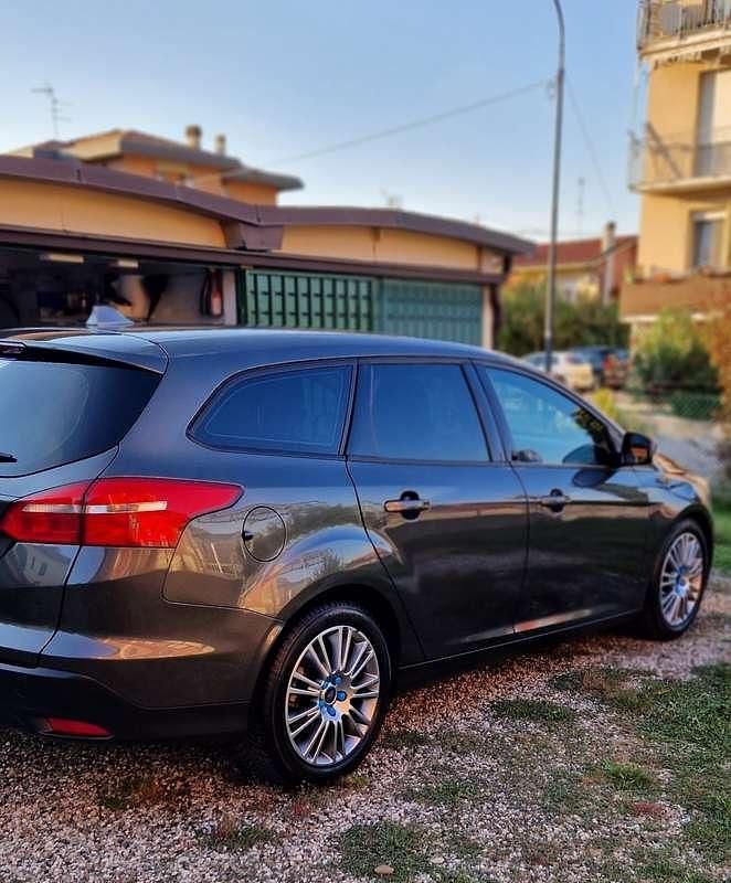 Usata Ford Focus S 120 CV (88 kW) 2016 Station wagon