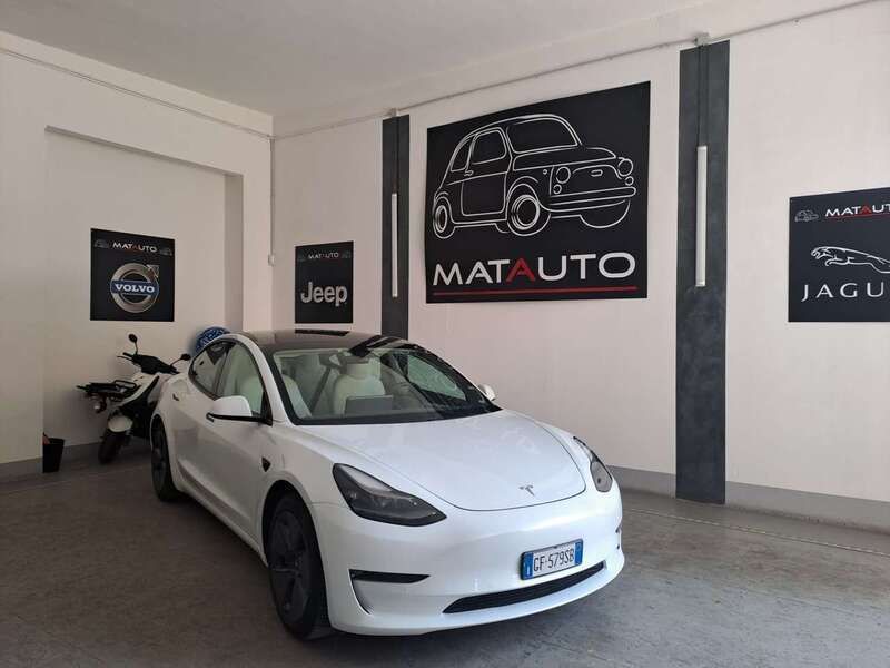 Bianco Usata 2021 Tesla Model 3 Long Range Tre volumi | 25.000 € (Super prezzo) - Immagine 1/4