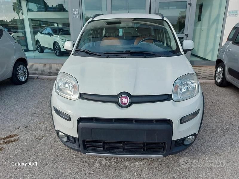 Usata Fiat Panda Trekking 85 CV (62 kW) 2015 Bianco Berlina