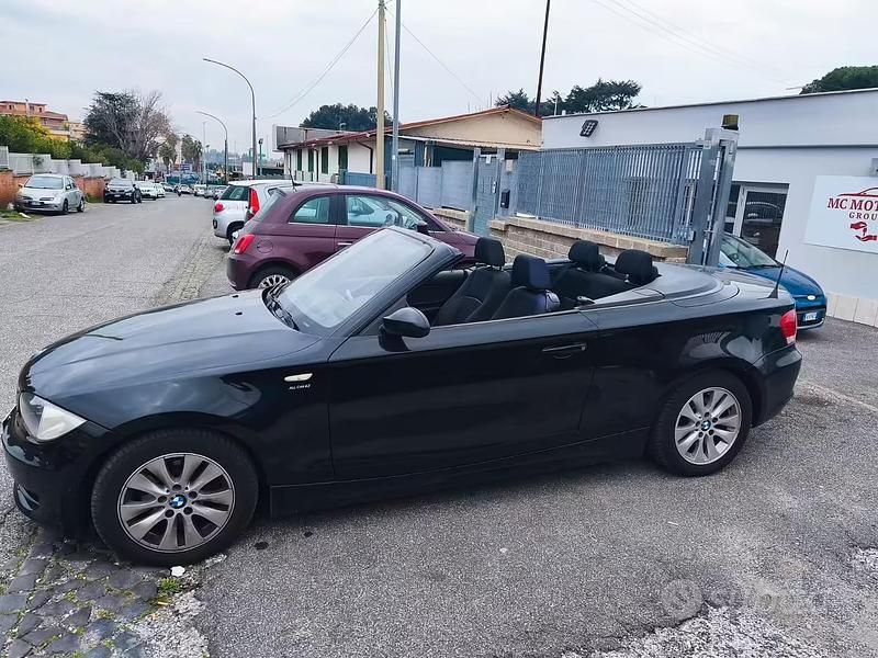 Usata BMW 118 Cabriolet 143 CV (105 kW) 2009 Nero Cabrio