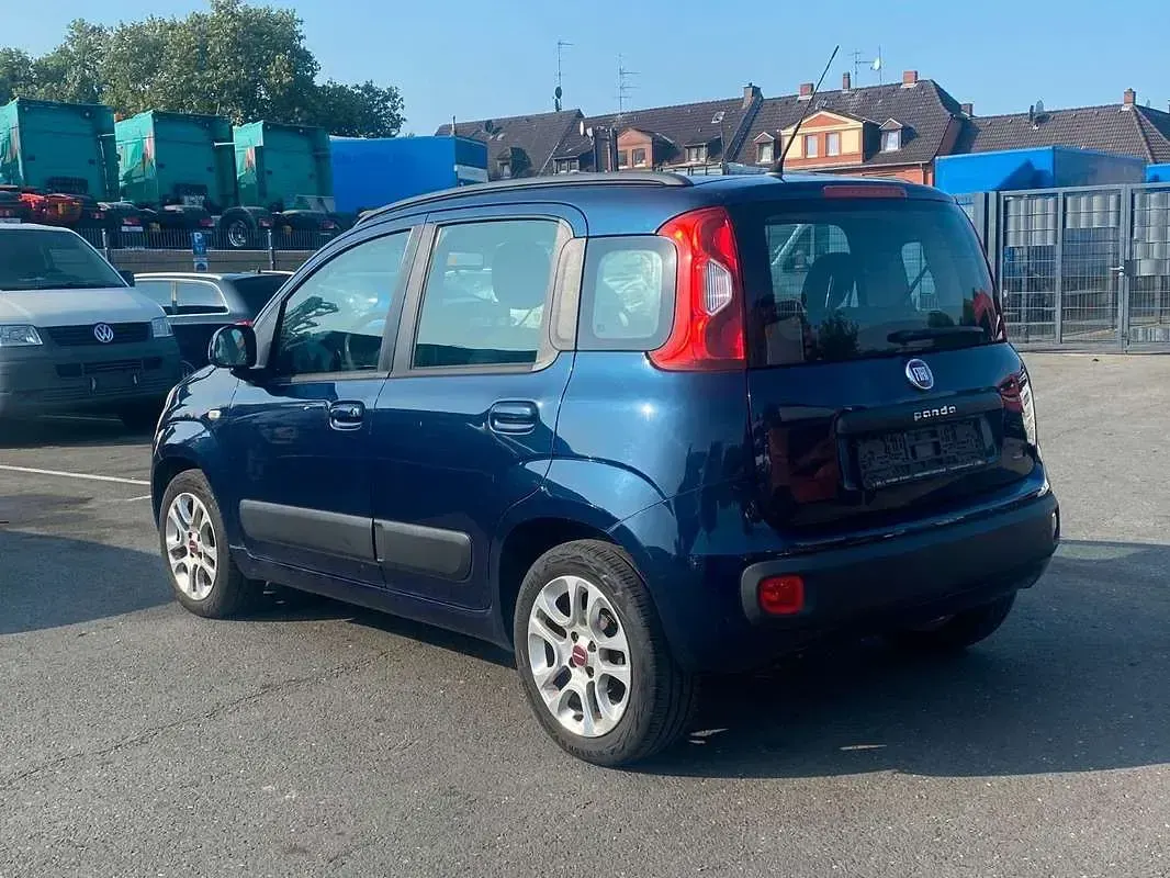 Usata Fiat Panda 69 CV (50 kW) 2012 Blu/azzurro Utilitaria