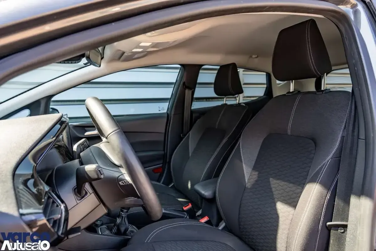 Usata Ford Fiesta Titanium 75 CV (55 kW) 2024 Grigio magnetic Utilitaria