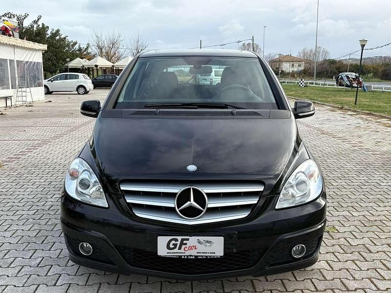 Usata Mercedes B170 Chrome 116 CV (85 kW) 2008 Nero Monovolume