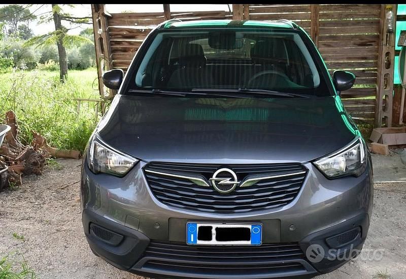 Usata Opel Crossland X 110 CV (80 kW) 2021 Marrone SUV