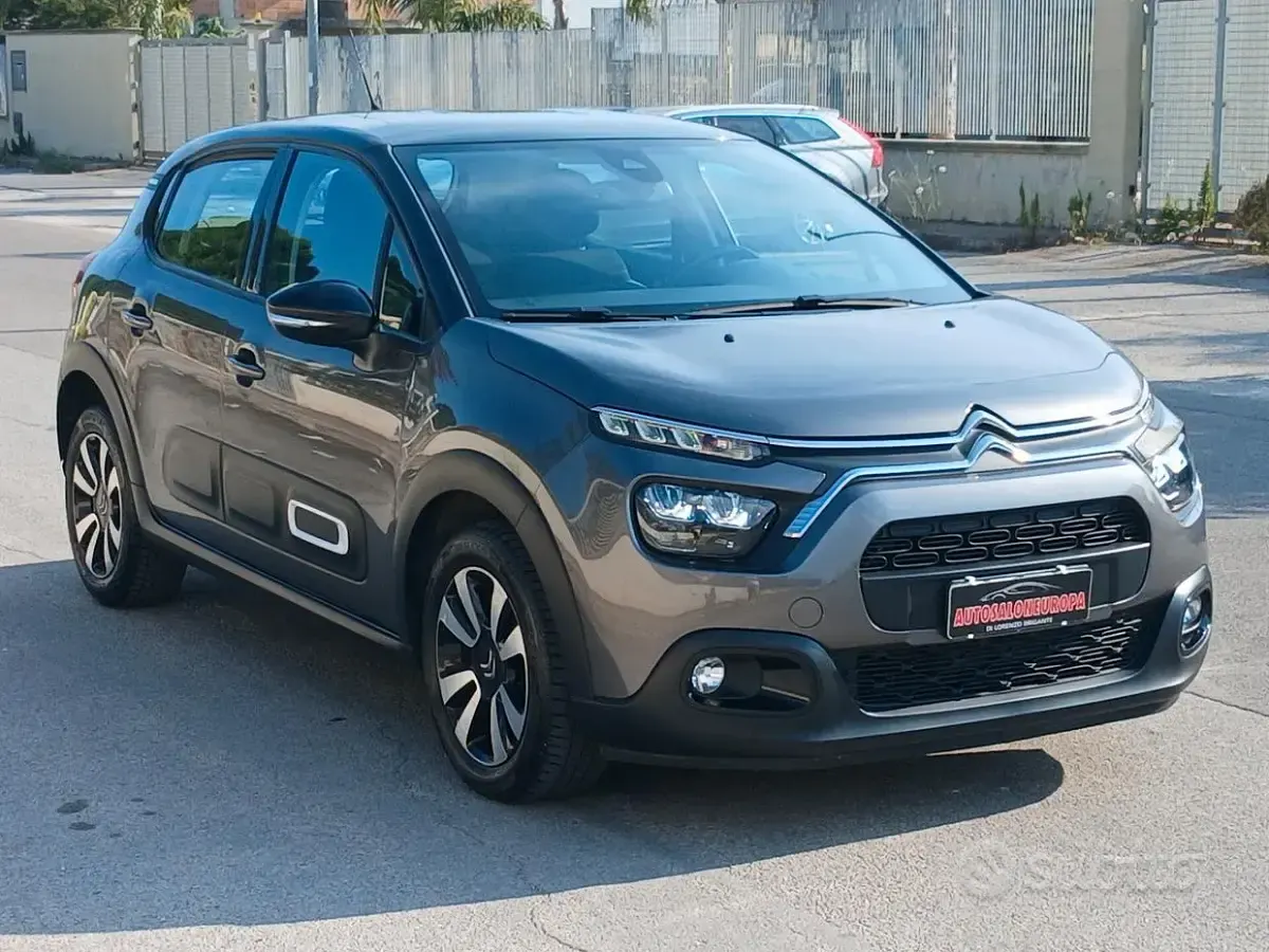 Usata Citroën C3 Shine 102 CV (75 kW) 2020 Grigio Utilitaria