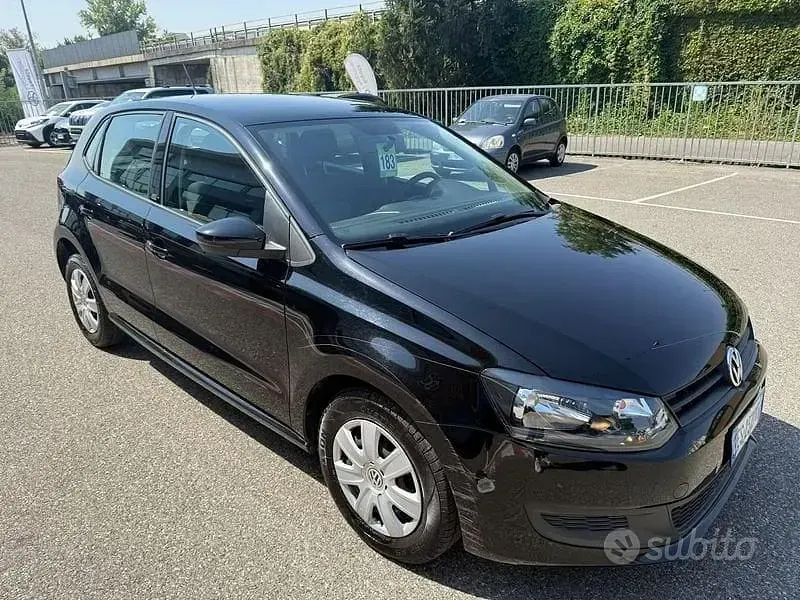 Usata VW Polo Comfortline 75 CV (55 kW) 2013 Nero Utilitaria