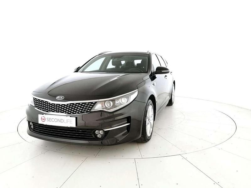 Nero Usata 2017 Kia Optima Station wagon | 14.900 € (Cara) - Immagine 1/4