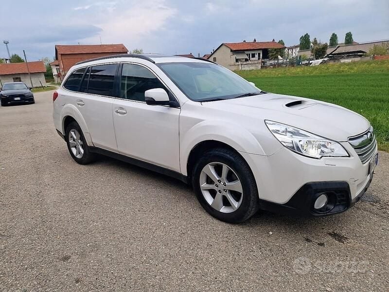 Usata Subaru Outback Exclusive+ 150 CV (110 kW) 2013 Other SUV