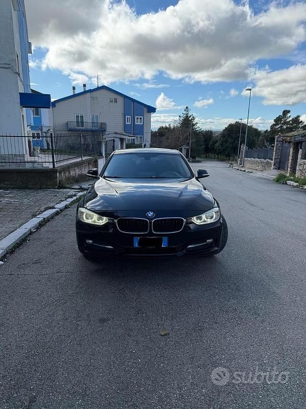 Usata BMW 318 143 CV (105 kW) 2012 Nero Station wagon