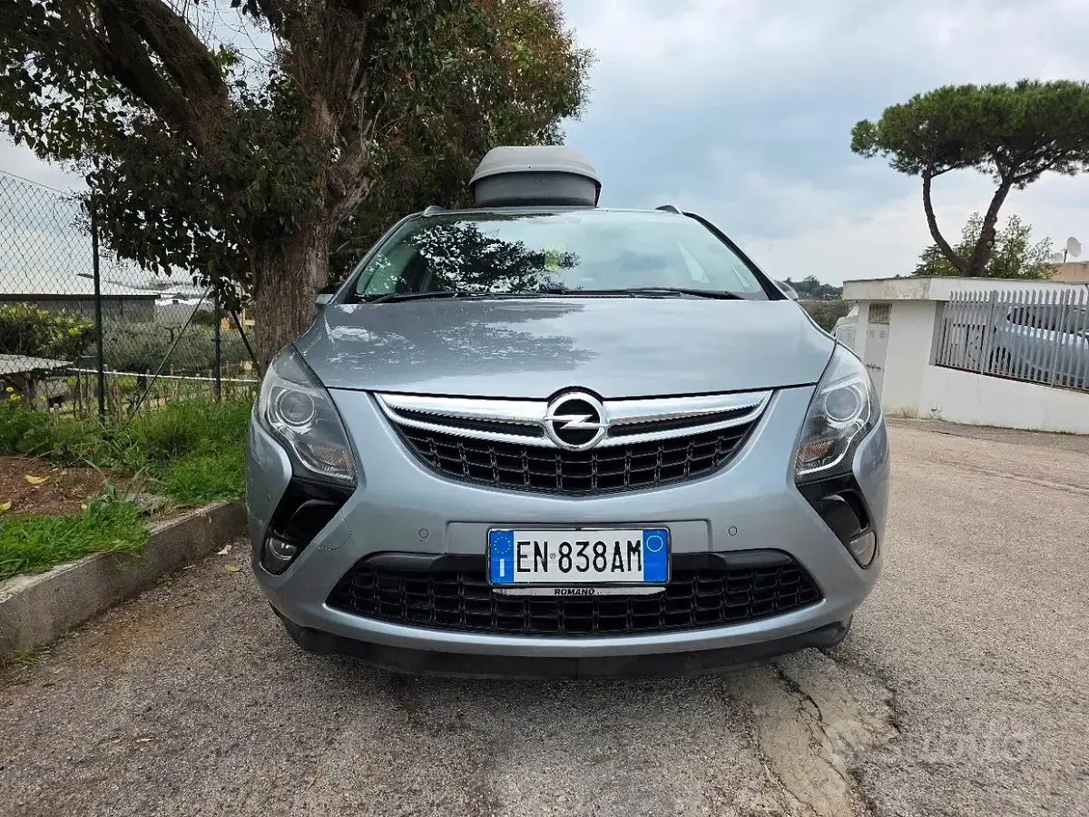 Usata Opel Zafira 150 CV (110 kW) 2012 Monovolume