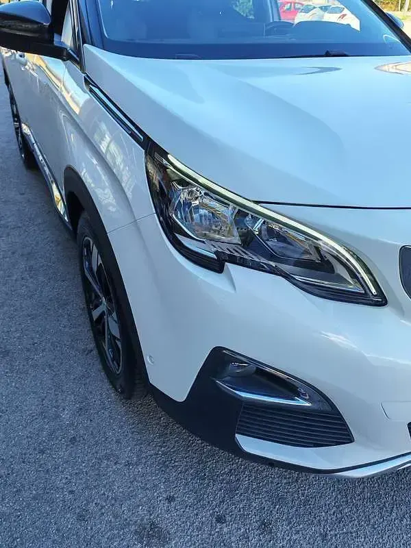 Usata Peugeot 3008 Allure 131 CV (96 kW) 2018 Bianco SUV