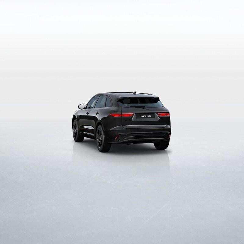 Usata Jaguar F-Pace R-Dynamic 163 CV (119 kW) 2023 Nero SUV