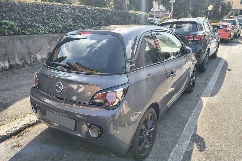Usata Opel Adam Glam 70 CV (51 kW) 2016 Grigio Utilitaria