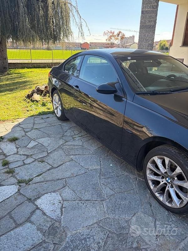 Occasion BMW 320 177 ch (130 kW) 2009 Noir Coupé