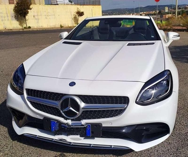 Usata Mercedes SLC250 AMG line 204 CV (150 kW) 2017 Bianco Cabrio