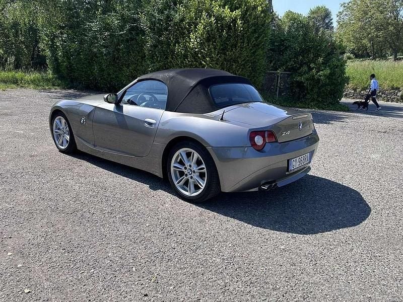 Usata 2003 BMW Z4 Sport Line Cabrio | 21.000 € (Molto cara) - Immagine 1/4