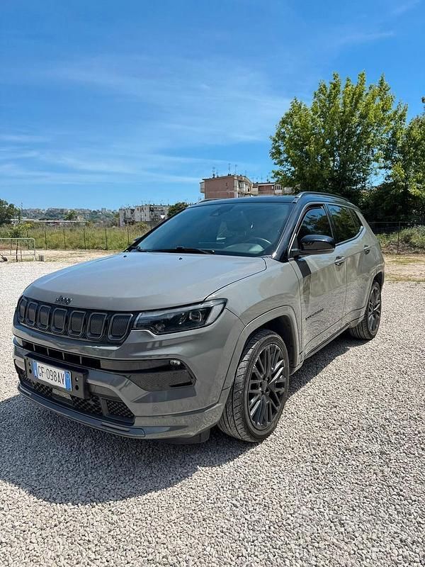 Grigio Usata 2021 Jeep Compass SUV | 26.000 € (Molto cara) - Immagine 1/4