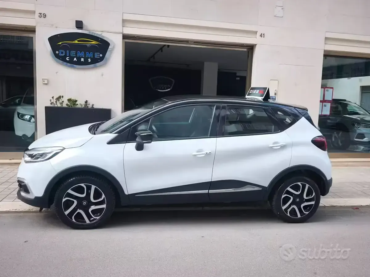 Usata Renault Captur Intens 110 CV (80 kW) 2017 Bianco SUV