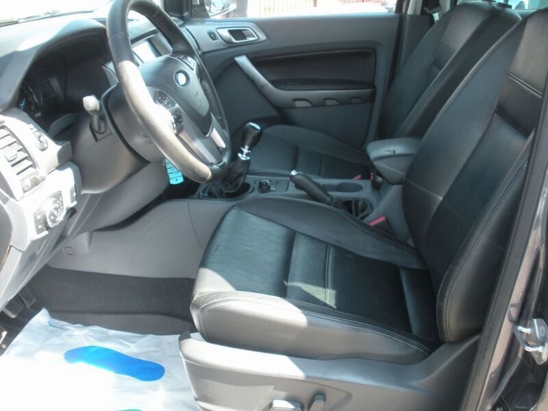 Usata Ford Ranger Limited 162 CV (119 kW) 2019 Gray Pick-up