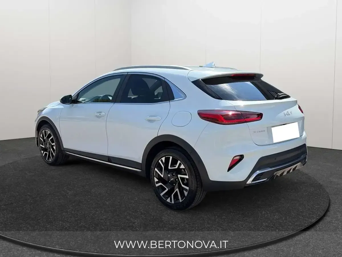 Usata Kia XCeed 136 CV (100 kW) 2024 Bianco SUV