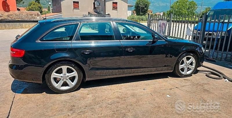 Usata 2012 Audi A4 Station wagon | 5500 € (Super prezzo) - Immagine 1/4