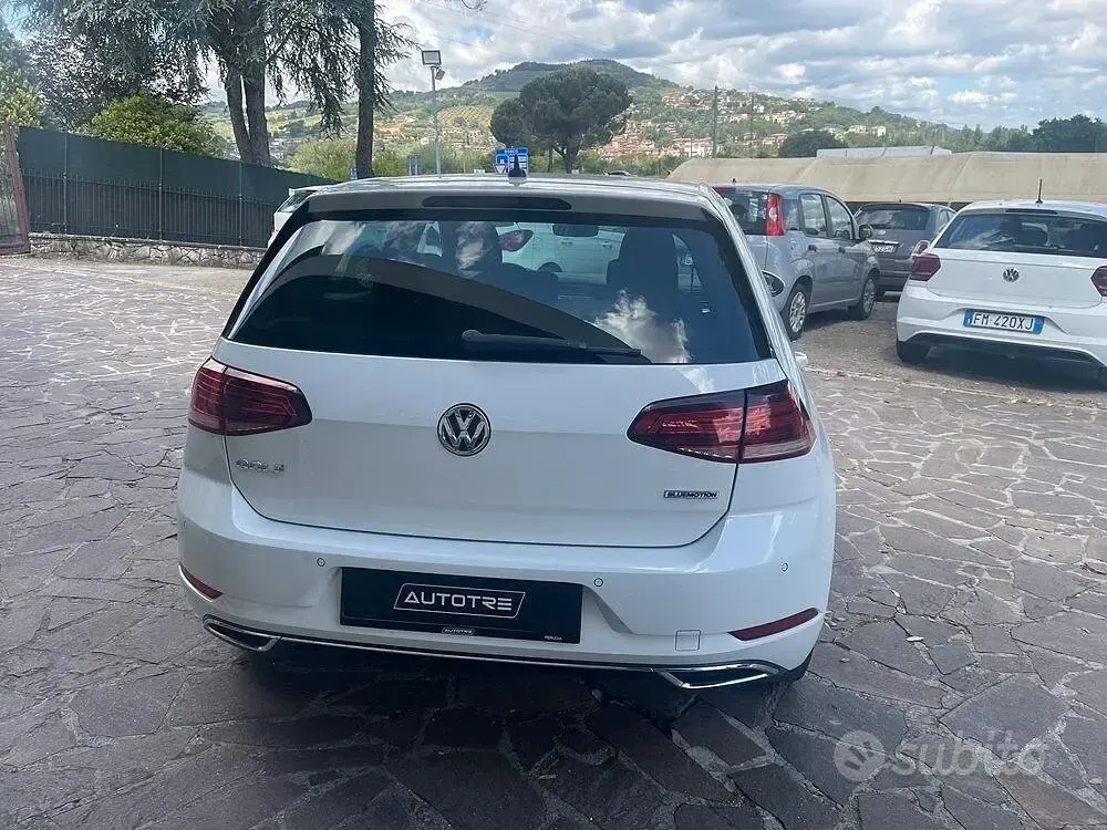 Usata VW Golf VII Executive 130 CV (95 kW) 2019 Bianco Berlina