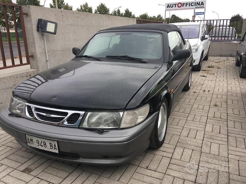 Usata Saab 900 Cabriolet Aero 185 CV (136 kW) 1996 Nero Cabrio