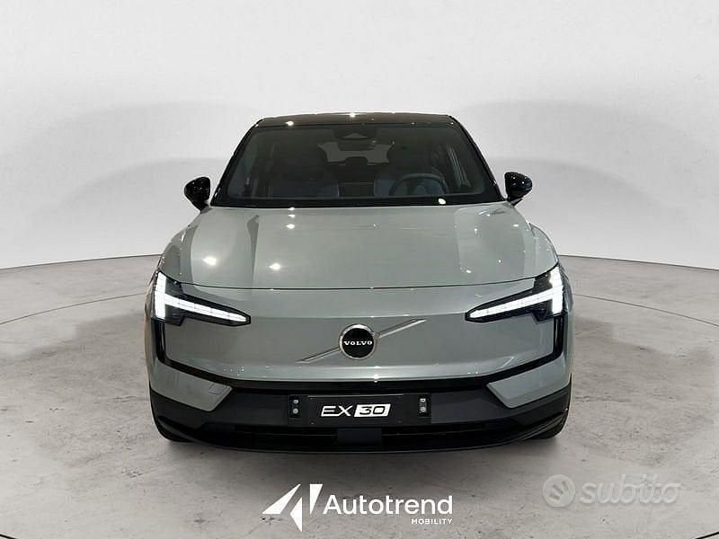 Usata Volvo EX30 Plus 200 kW (272 CV) 2024 Grigio SUV