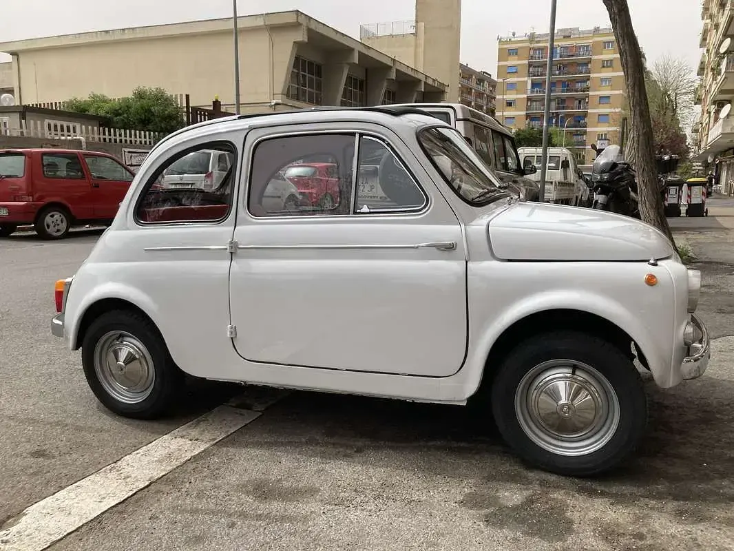 Usata Fiat 500 27 CV (19 kW) 1965 Utilitaria