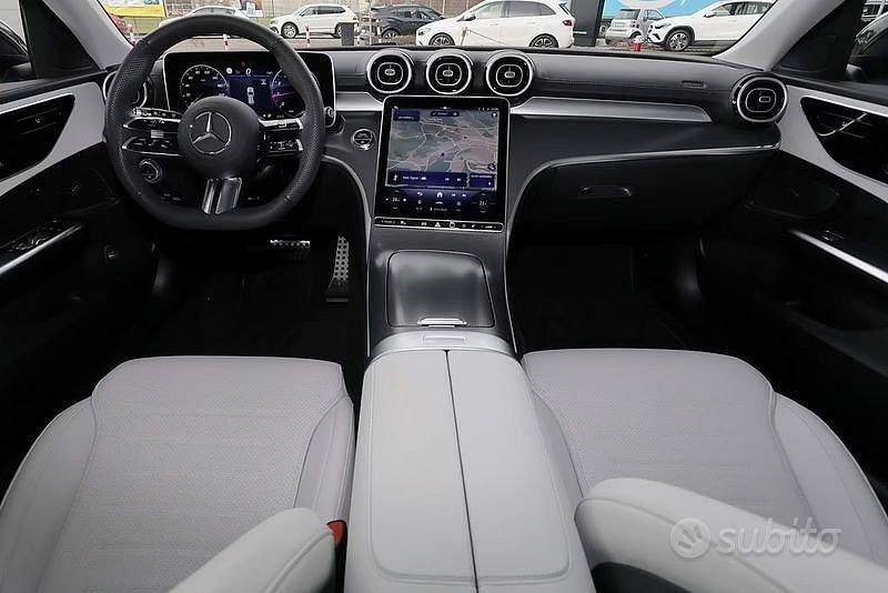 Gebraucht Mercedes C180 AMG line 170 PS (125 kW) 2025 Weiß Kombi