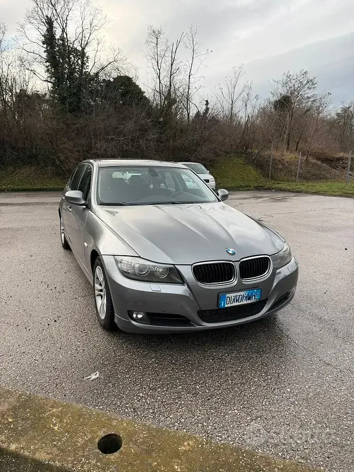 Usata BMW 320 177 CV (130 kW) 2009 Berlina