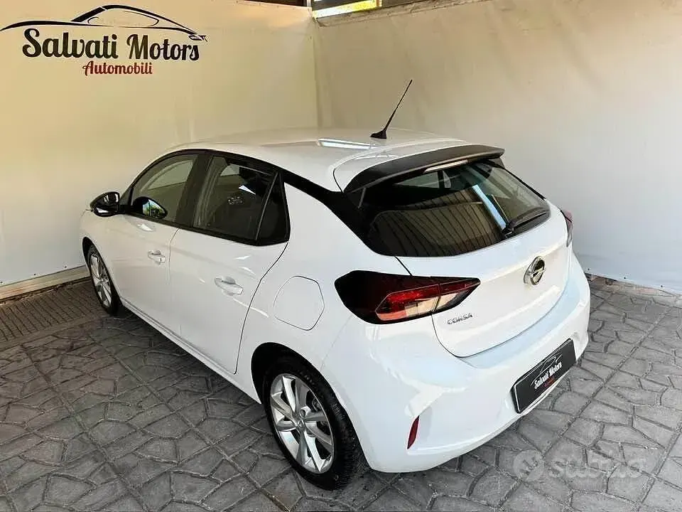 Usata Opel Corsa Edition 102 CV (75 kW) 2020 Bianco Utilitaria