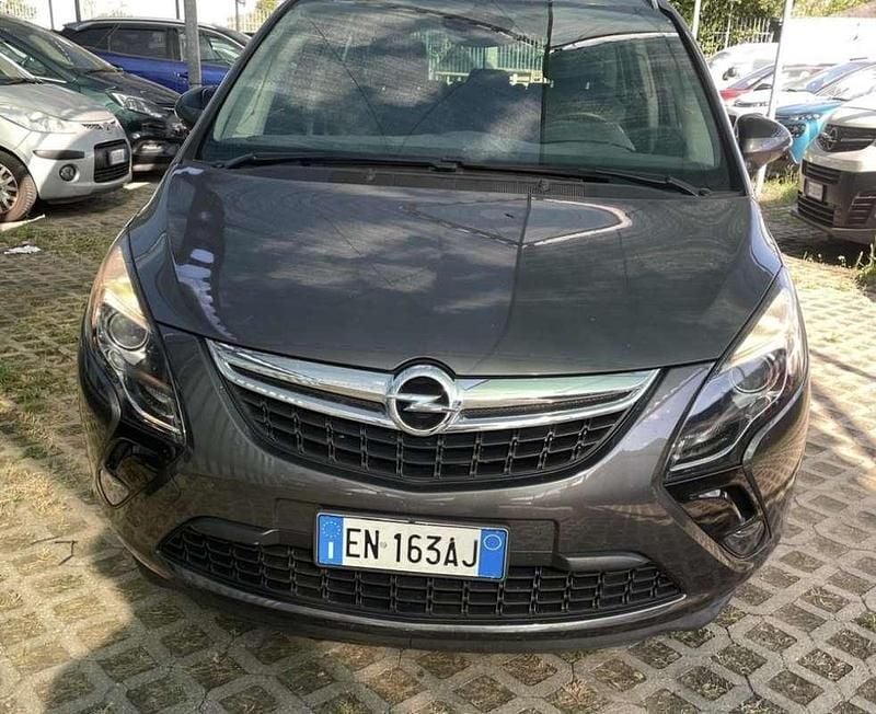Usata 2013 Opel Zafira Tourer Cosmo Monovolume | 7000 € (Ottimo prezzo) - Immagine 1/4