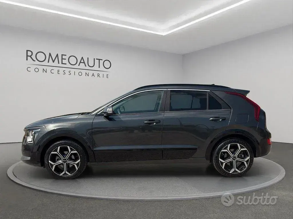 Usata Kia Niro Style 105 CV (77 kW) 2023 Grigio SUV