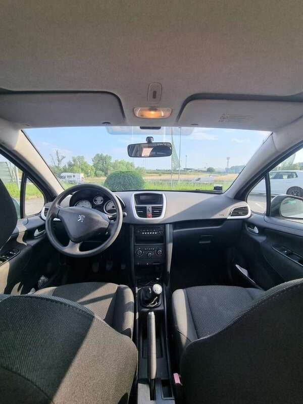 Usata Peugeot 207 73 CV (53 kW) 2010 Argento Station wagon