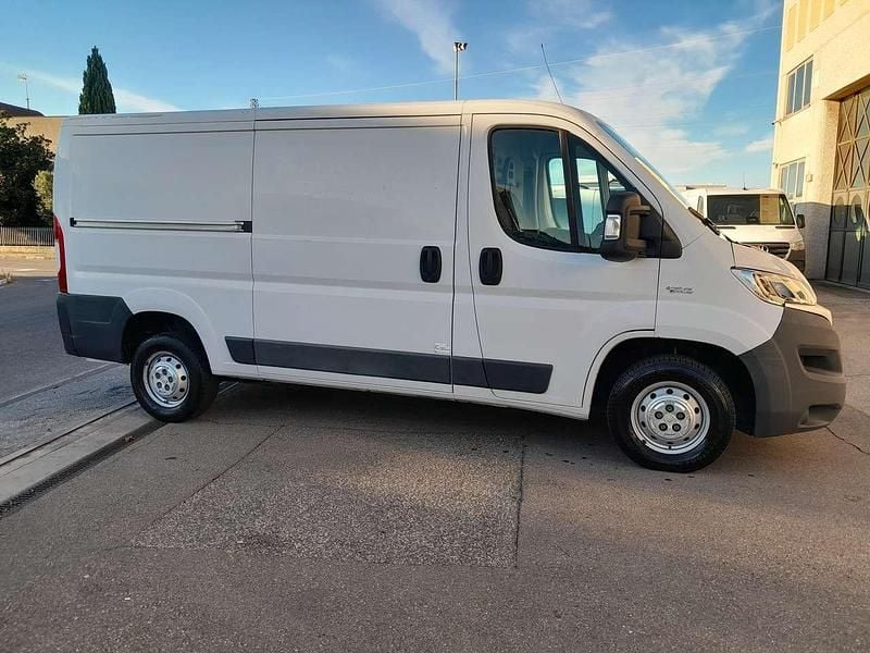 Bianco Usata 2017 Fiat Ducato Furgone | 13.200 € (Buon prezzo) - Immagine 1/4